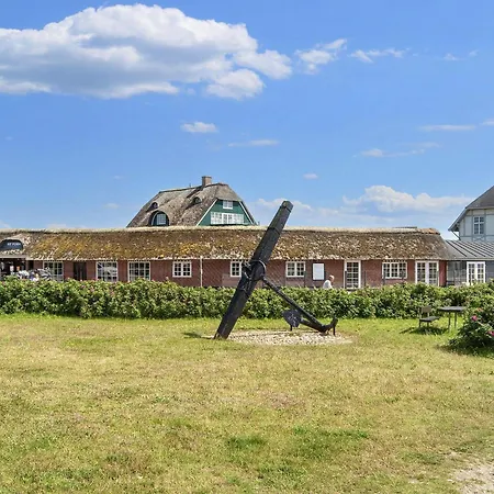 Inviting In Apartment