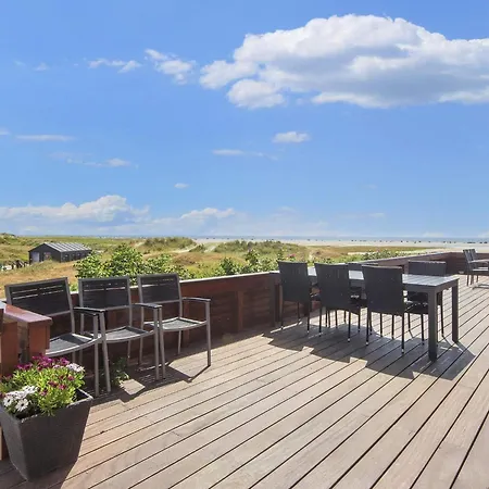 Apartment Inviting In