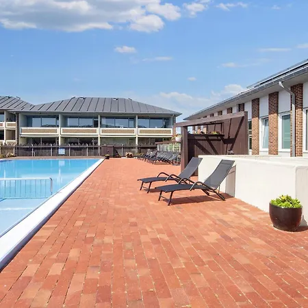 Inviting In Apartment