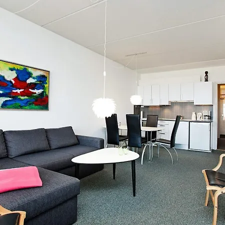 Inviting In Apartment *