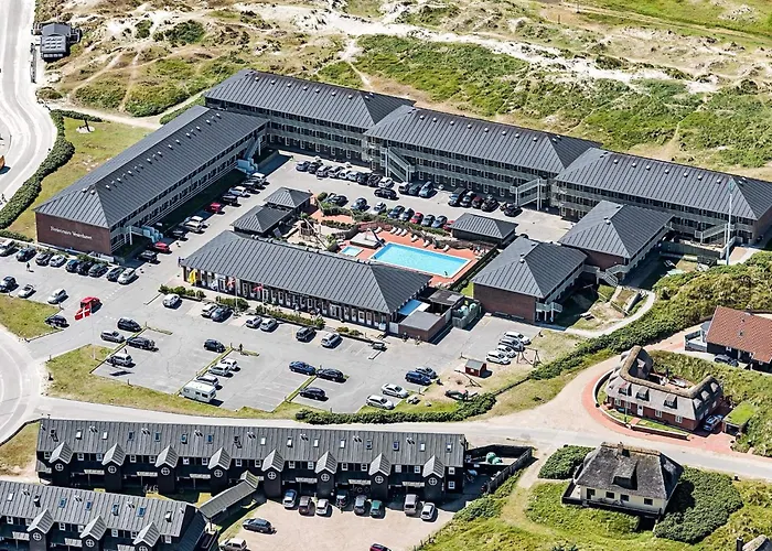 Apartment Inviting In *