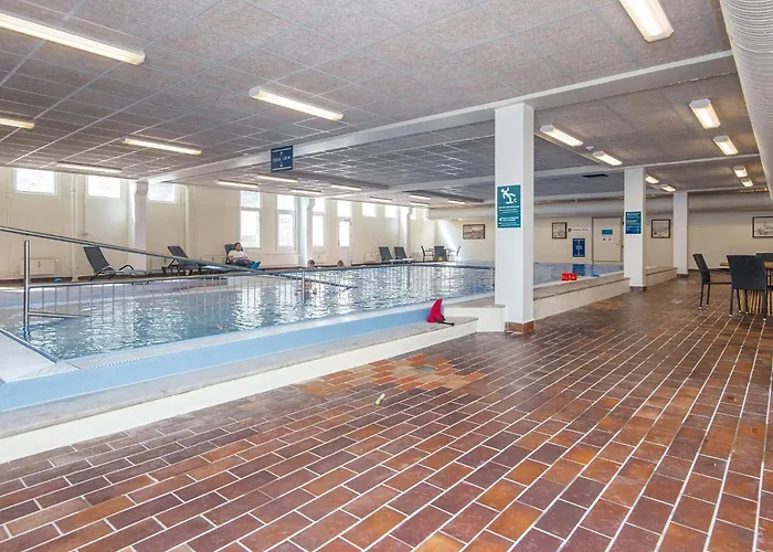 Apartment Inviting In *